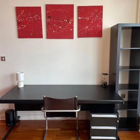 Glass Penthouse With Canal View Apartment Birmingham